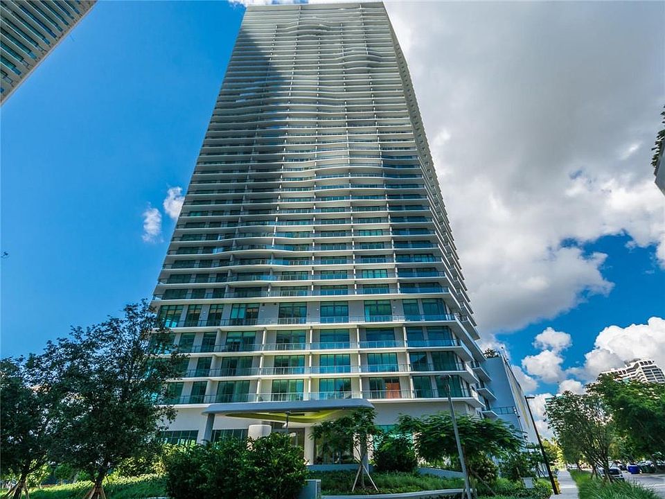 1st image of 501 NE 31st St #2501