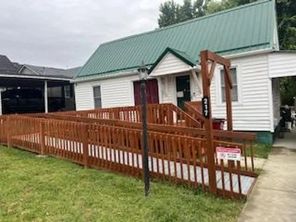 217 Rapp St, West Portsmouth, OH 45663