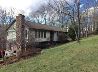 922 Mae West Rd, Confluence, PA 15424