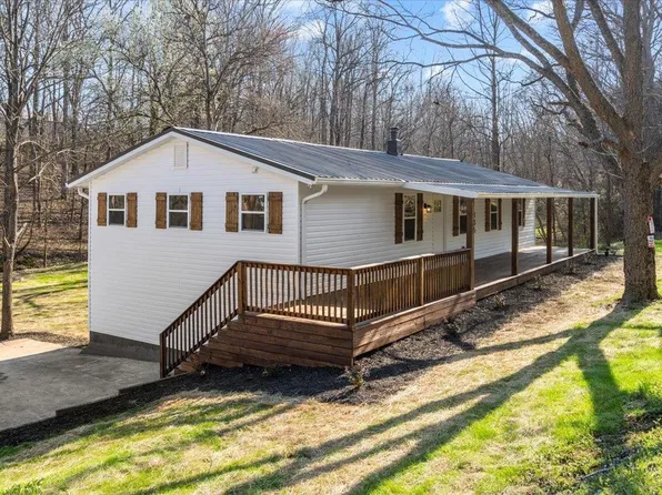 135 Maggie Dr, Gaffney, SC 29341