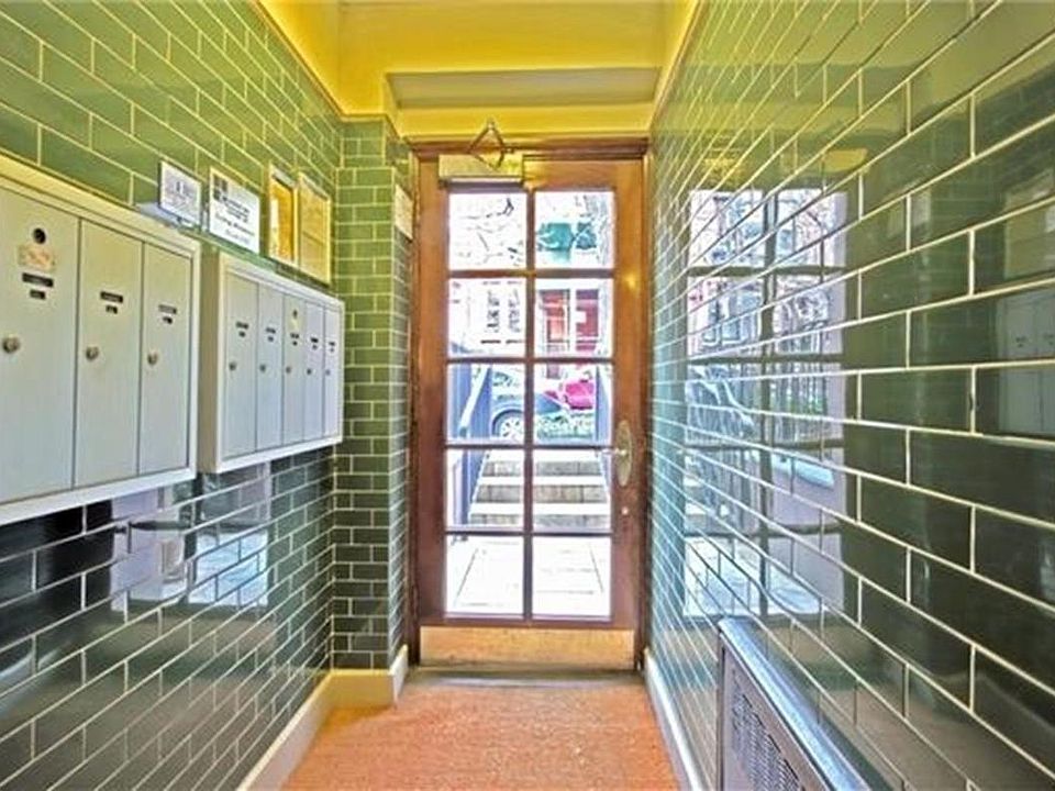 1st image of 108 W 87th St APT 5A