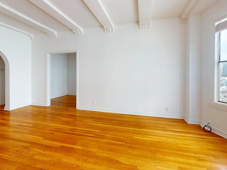 601 O'Farrell Street — Photo 14