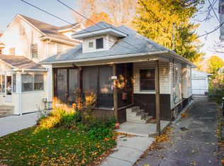 406 N Clemens Ave, Lansing, MI 48912