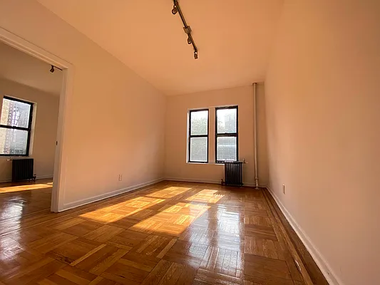 Rented by Lang Realty LLC | media 13