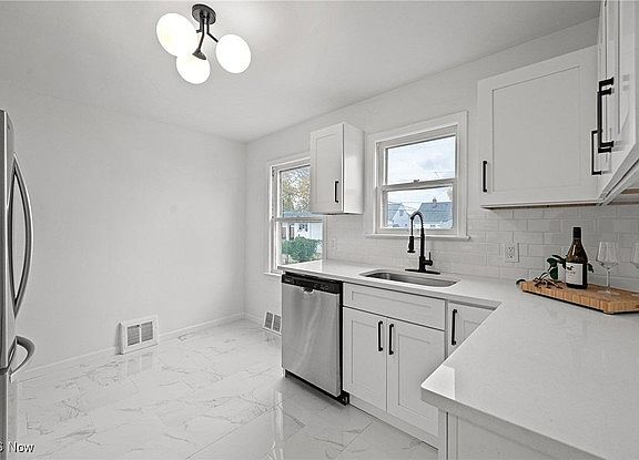 5th image of 13917 Maple Leaf Dr
