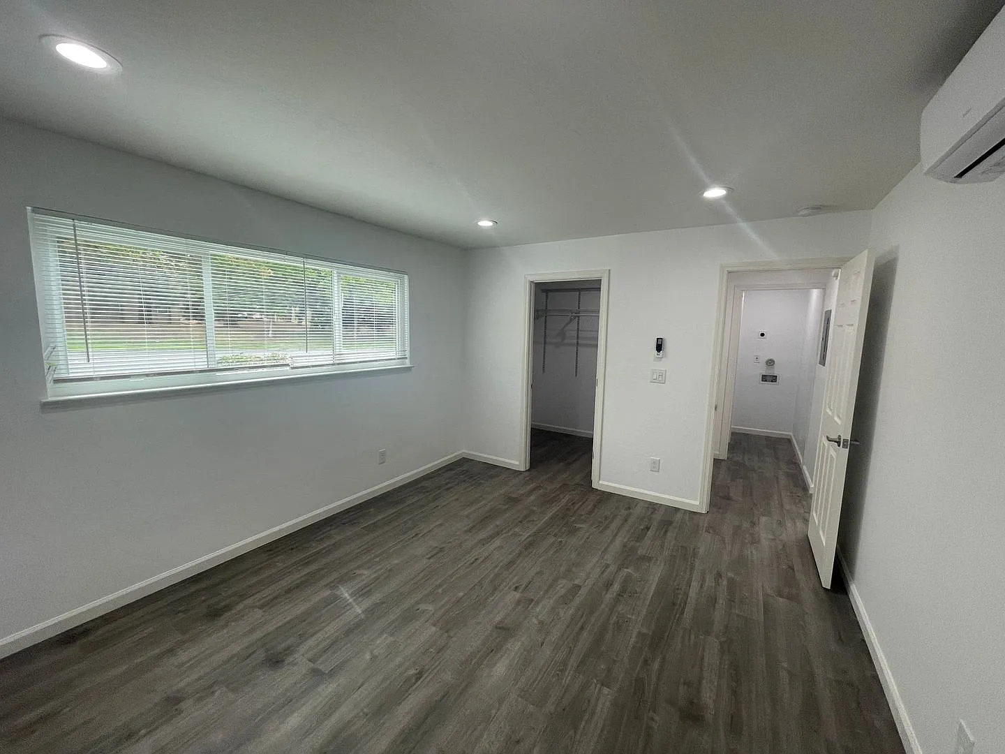 292 - 350 Franciscan Ct — Photo 4