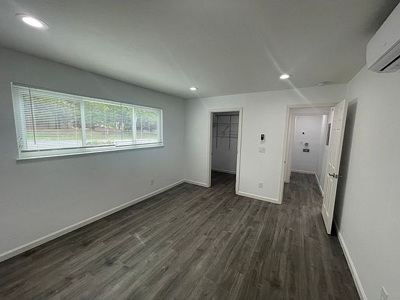 5th image of 350 Franciscan Ct #8
