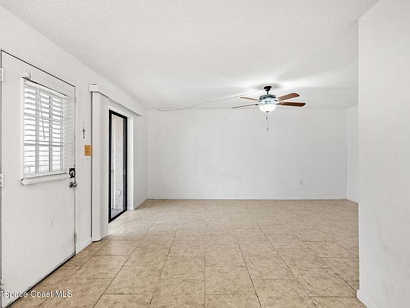 5th image of 500 Catalina Rd APT 402