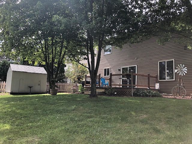2nd image of 649 N Hastings Pl