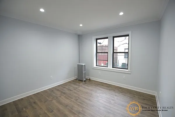 Rented by Your Vanity Realty | media 28