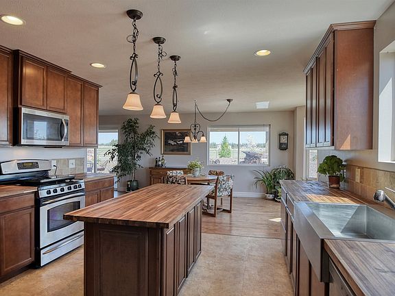 4th image of 4210 W Skyport Ln