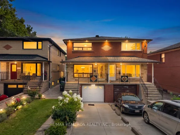283 Hiawatha Rd, Toronto, ON M4L 2Y3