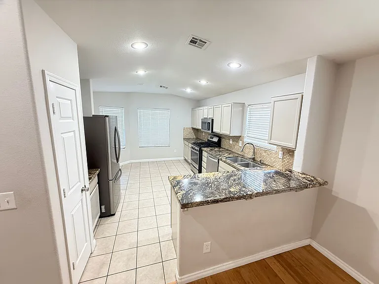 3109 Morning Whisper Dr — Photo 7