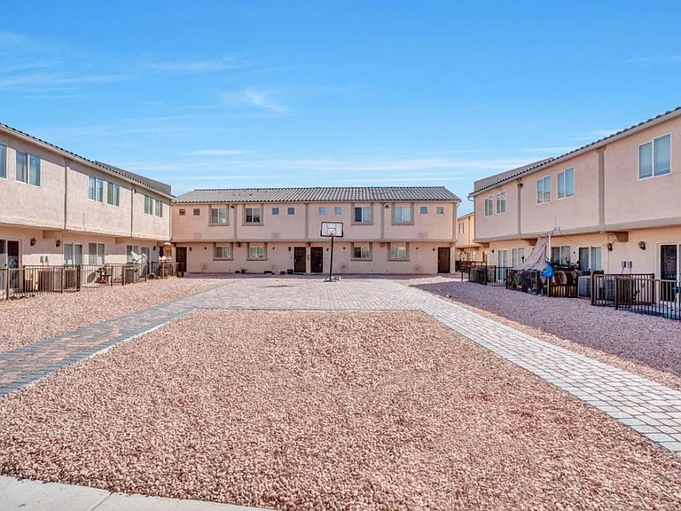 Large Renovated 3-Bed/2.5-Bath Townhomes at a Great Price with Covered Parking Included — Photo 7