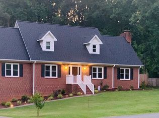 8003 Ronald Ave, Lexington, NC 27295