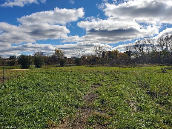 4th image of 183 Pintail St