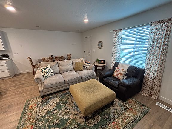 4th image of 575 W 1920 S Unit 1142