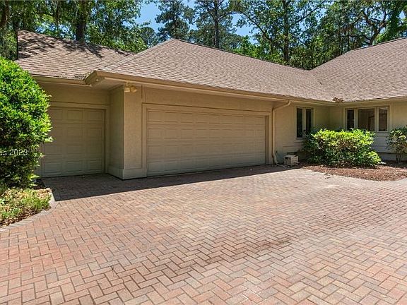 2nd image of 15 Osprey St