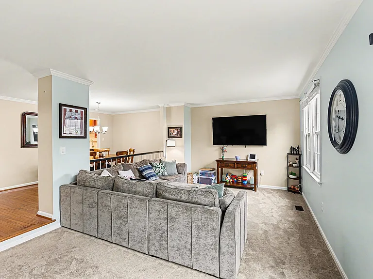 7468 Brighouse Ct — Photo 4
