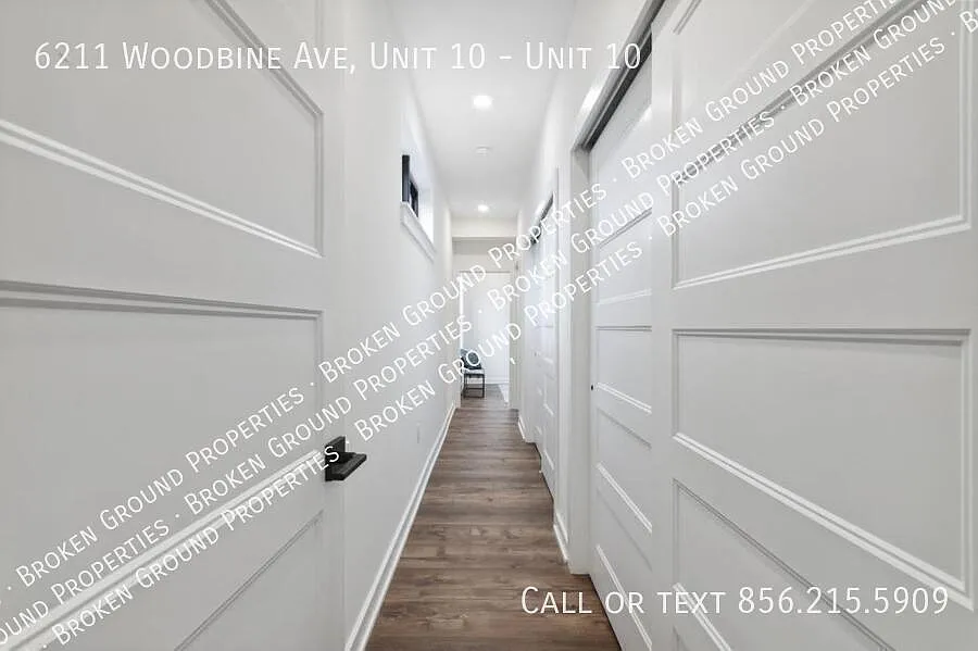 6211 Woodbine Ave, Unit 10 — Photo 2