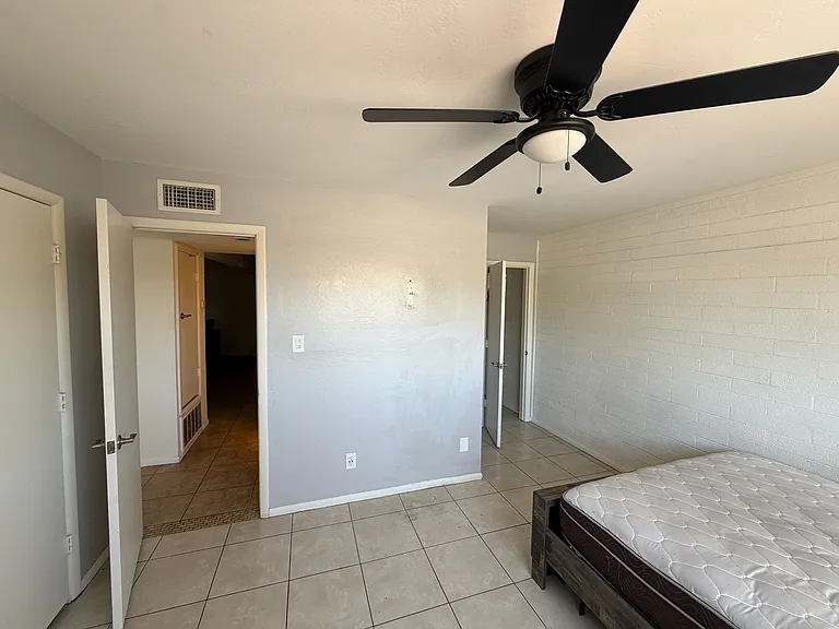 2150 W Missouri Ave #109 — Photo 10