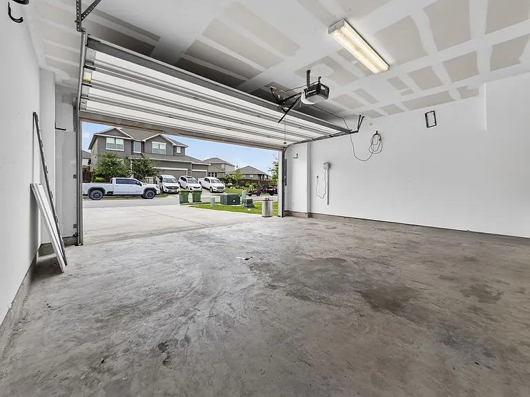 125 Caterpillar Ln — Photo 47