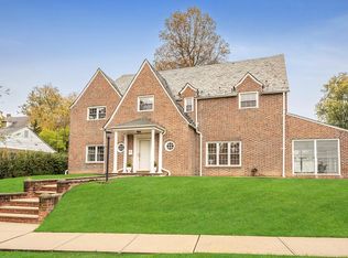 132 Longvue Ter, Yonkers, NY 10710