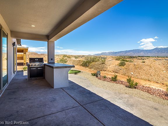 Patio cover with BBQ Island