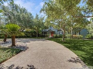 504 Garraty Rd, Terrell Hills, TX 78209