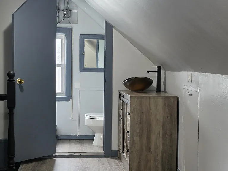 321 Parker Ave #2 — Photo 8