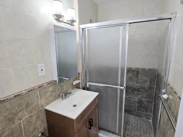 175-20 Wexford Terrace image 7 of 18