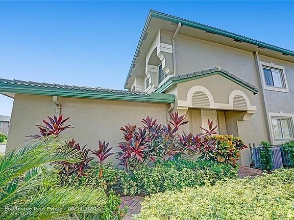 3rd image of 7921 Exeter Blvd W #203