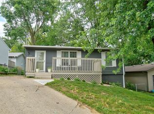 1101 Kenyon Ave, Des Moines, IA 50315