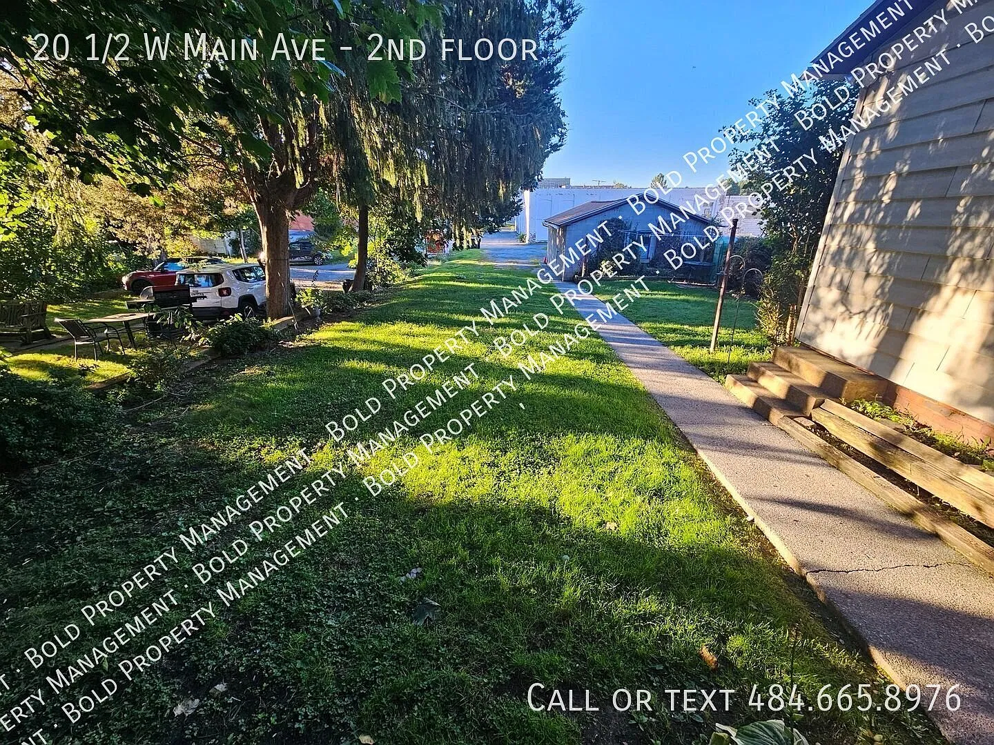 2 Bedroom and 1 Bath with Back Porch, Off Street Parking — Photo 2