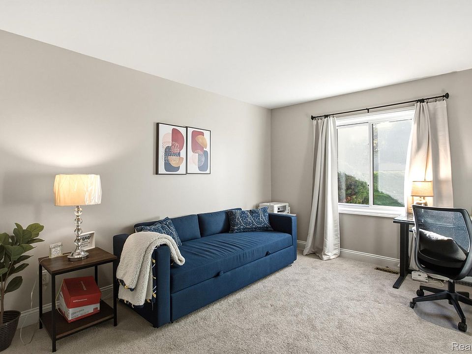 6646 Maple Lakes Dr, photo 21