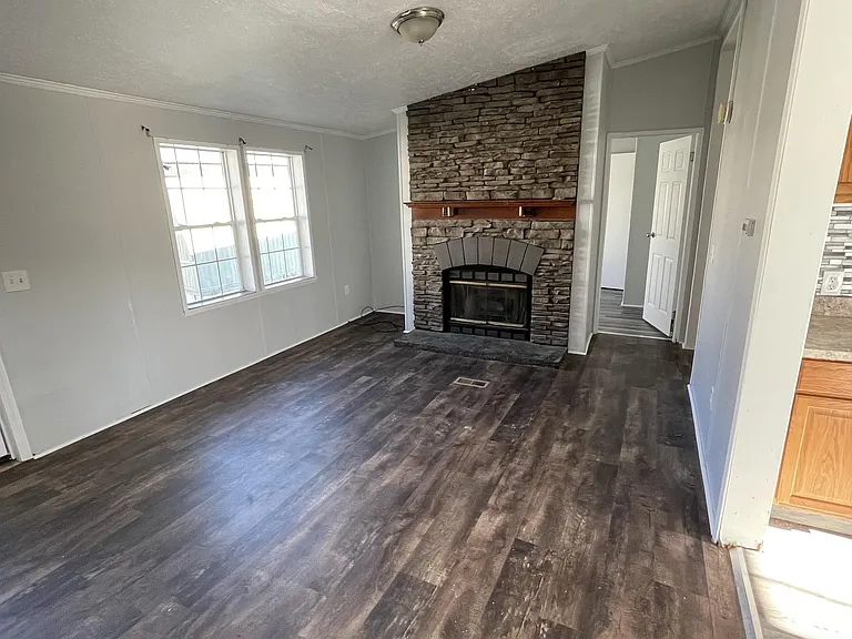 702 Solar Ln — Photo 11