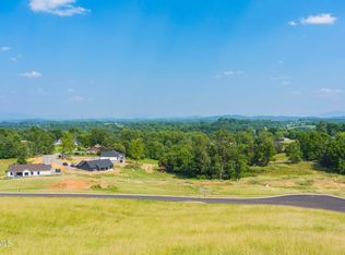 3 Sunset Rd, Johnson City, TN 37615