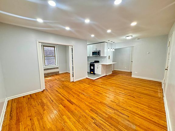 4th image of 1600 Caton Ave #32