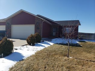 22757 Pickarts Ln, Box Elder, SD 57719