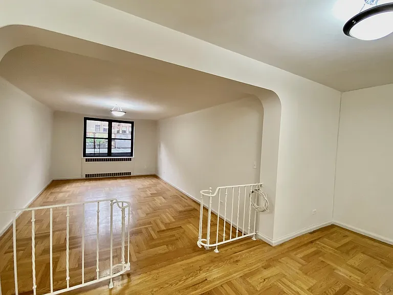 700 Fort Washington Ave #1B — Photo 2