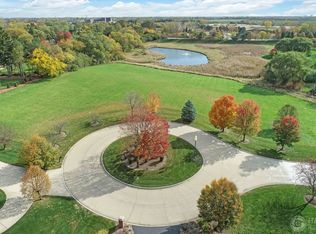 19 Terra Vita Ct, South Barrington, IL 60010