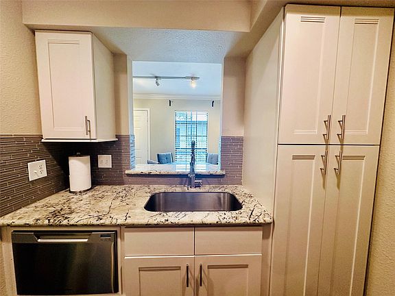 5th image of 3402 Garrott St APT 16