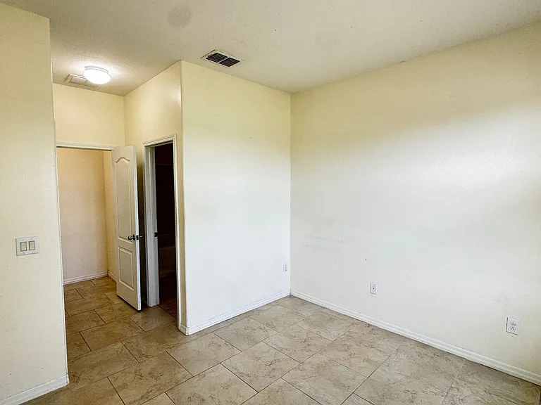 3723 Prescott Loop — Photo 38