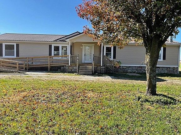 2nd image of 4511 Moore Ln