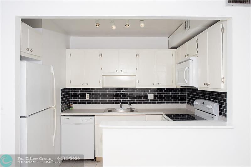 1st image of 2017 NW 46th Ave #409A