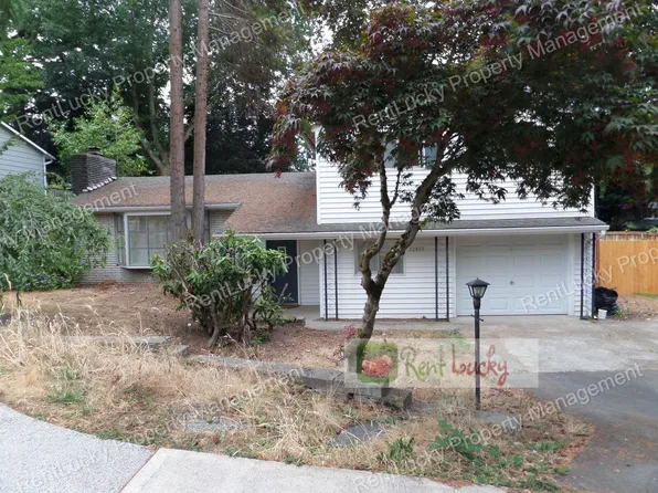 12835 NE 104th St Unit B, Kirkland, WA 98033