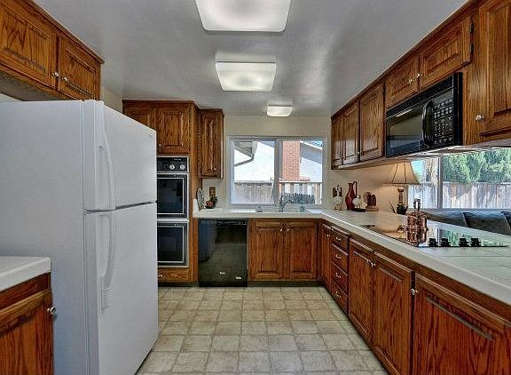 5th image of 4576 Calle De Farrar