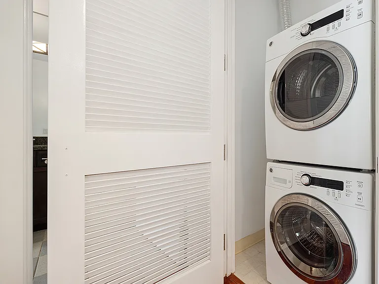 88 Townsend St #417 — Photo 11