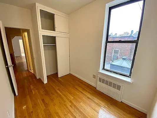 Rented by Jonis Realty | media 7