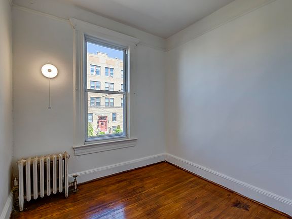 2nd image of 183 Fairview Ave Floor 2